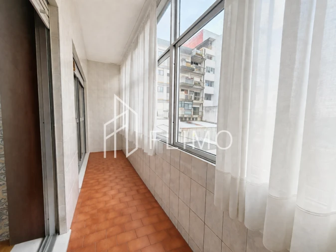 Apartamento T2 para Venda em São João da Madeira Foto 6