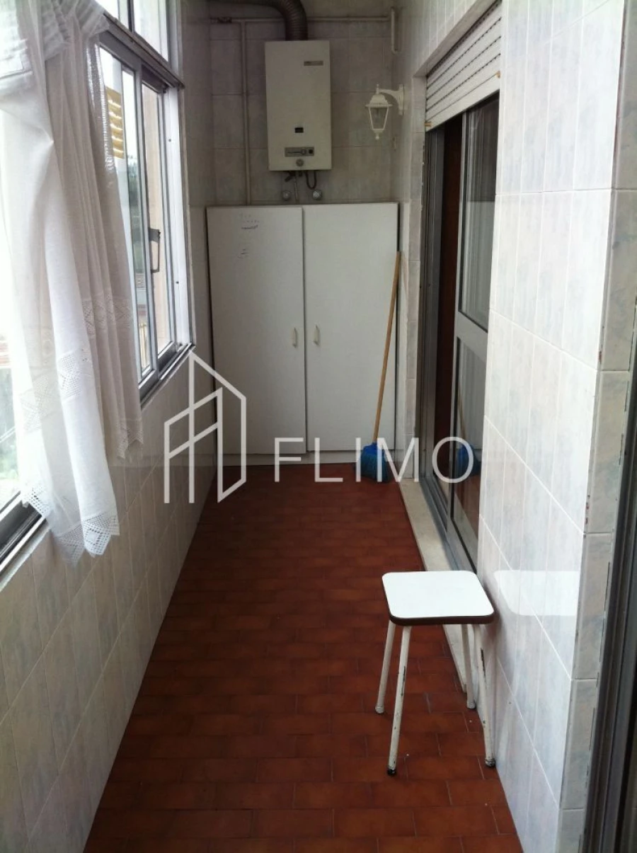 Apartamento T2 para Venda em São João da Madeira Foto 7