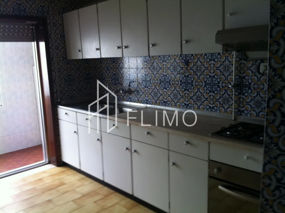 Apartamento T2 para Venda em São João da Madeira Foto 5