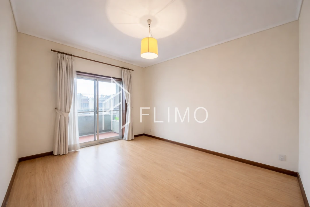 Apartamento T2 para Venda em São João da Madeira Foto 9