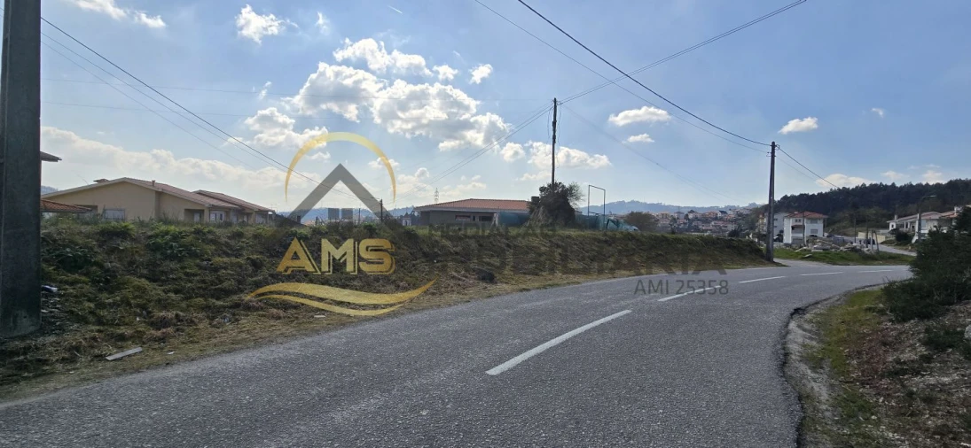 Terreno para Venda em Golães Foto 6