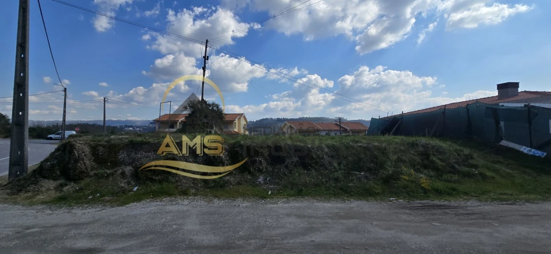 Terreno para Venda em Golães Foto 15