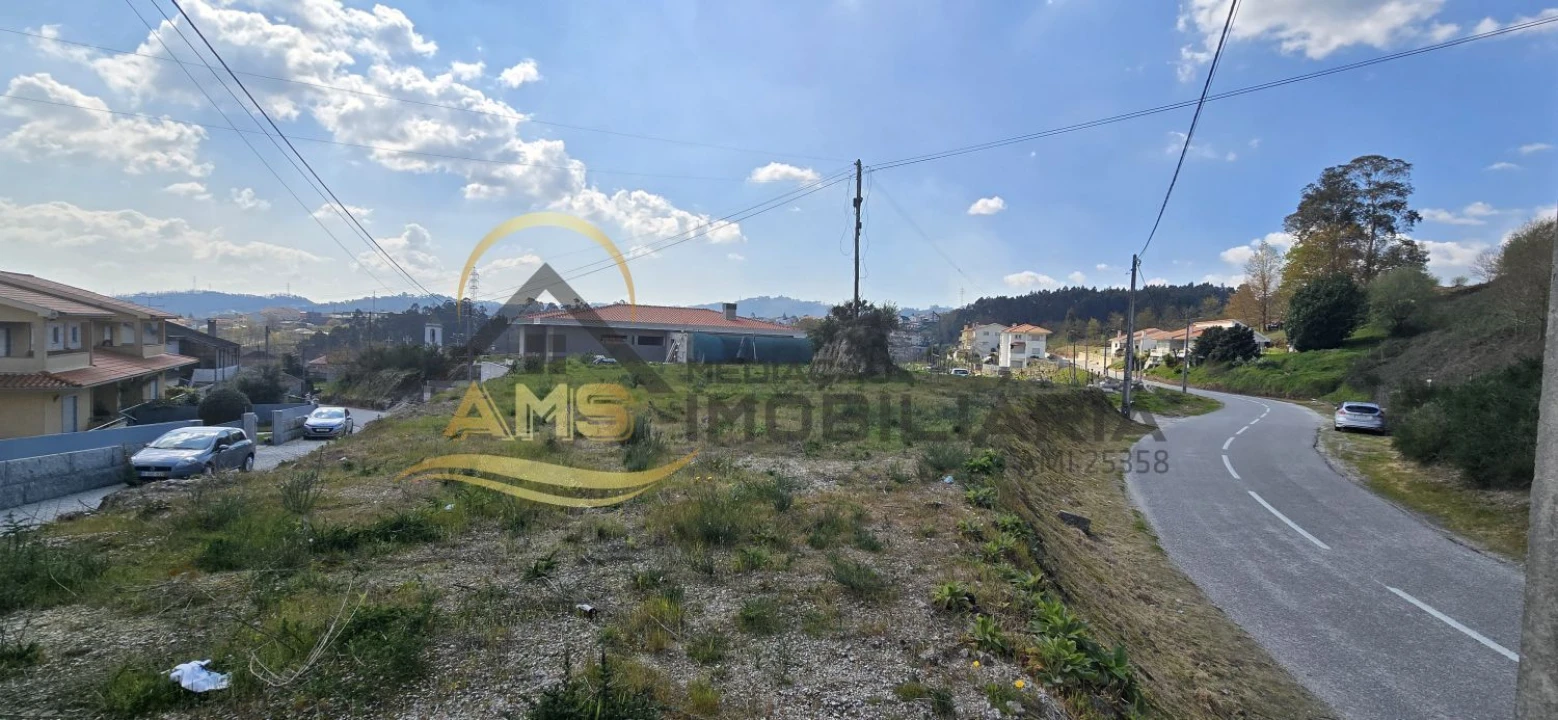 Terreno para Venda em Golães Foto 20