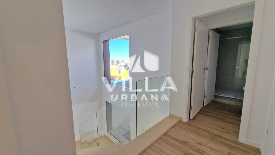 Moradia T4 para Venda em Charneca de Caparica e Sobreda Foto 26