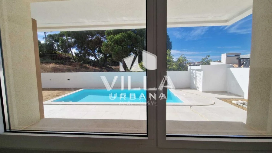 Moradia T4 para Venda em Charneca de Caparica e Sobreda Foto 46