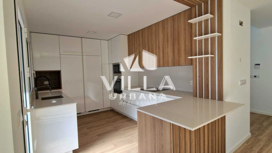 Moradia T4 para Venda em Charneca de Caparica e Sobreda Foto 4