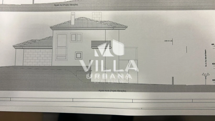 Moradia T4 para Venda em Fernao Ferro Foto 39