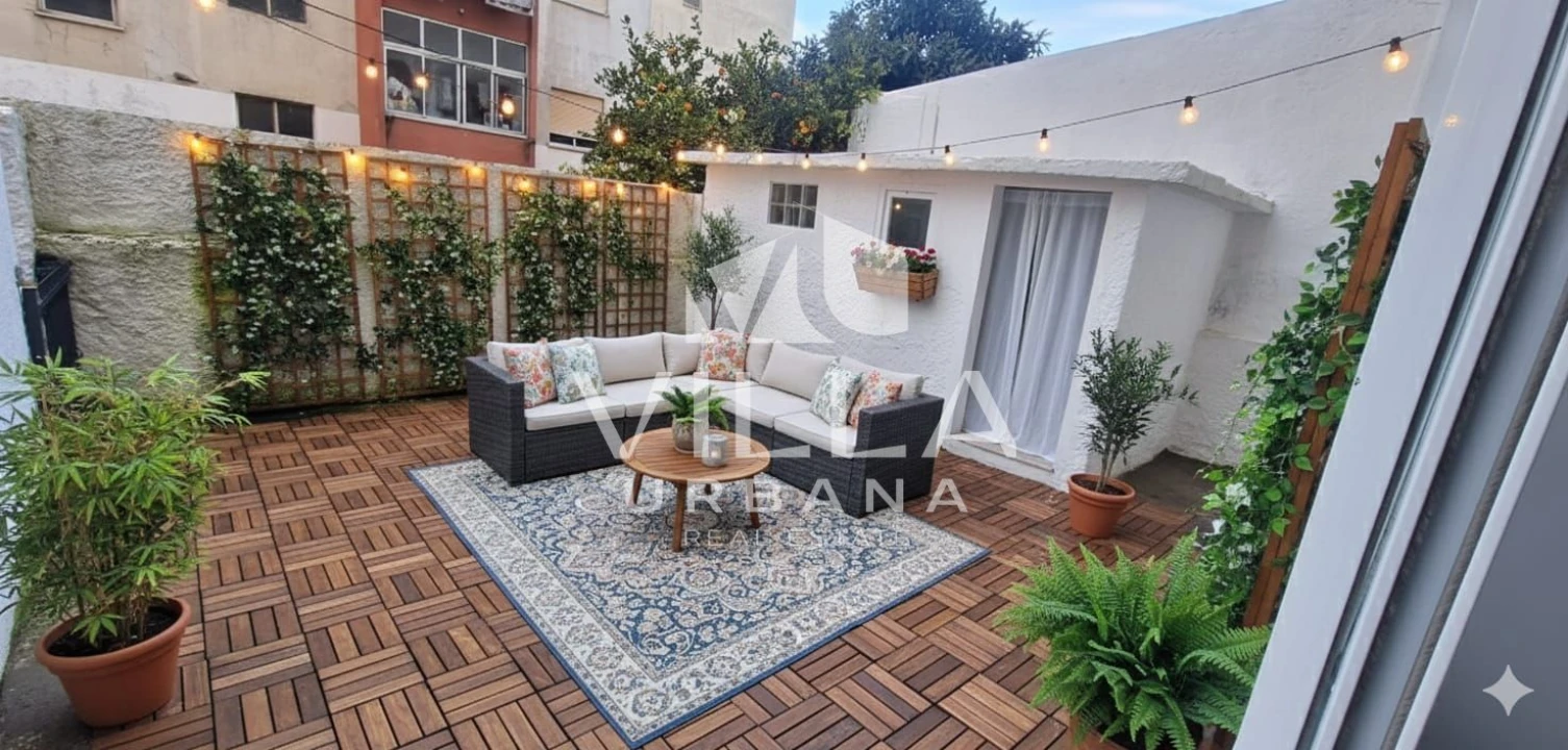 Apartamento T2 para Venda em Amora Foto 1