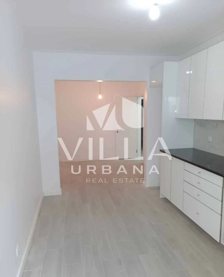 Apartamento T2 para Venda em Amora Foto 12