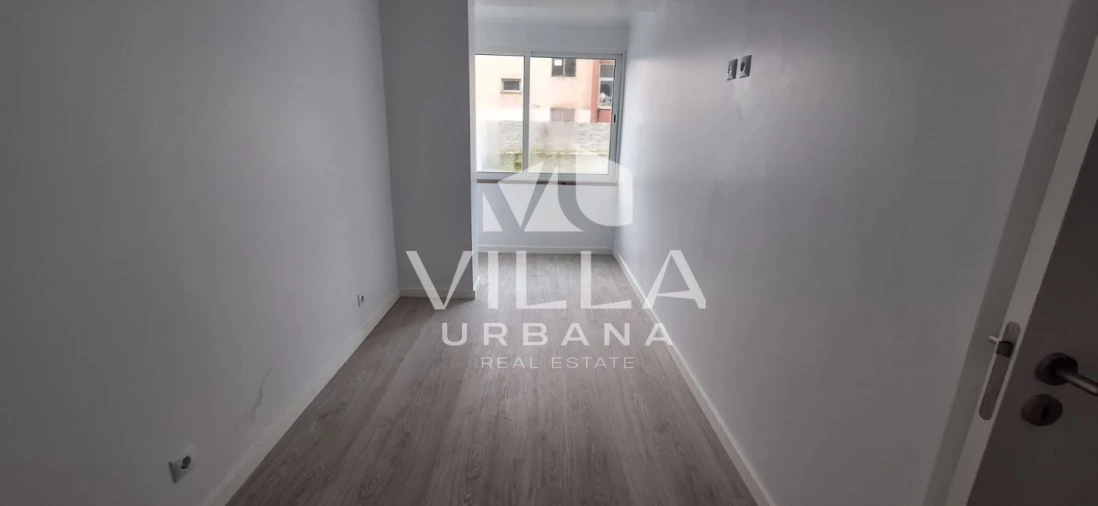 Apartamento T2 para Venda em Amora Foto 5
