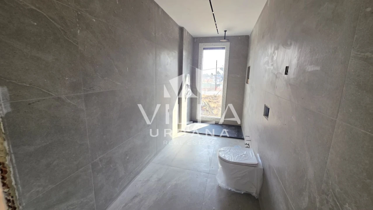 Moradia T4 para Venda em Charneca de Caparica e Sobreda Foto 11