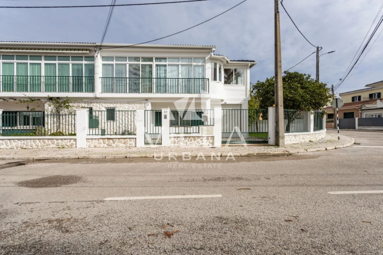 Moradia T3 para Venda em Amora Foto 4