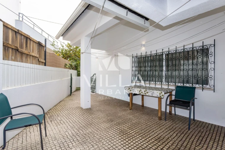 Moradia T3 para Venda em Amora Foto 14