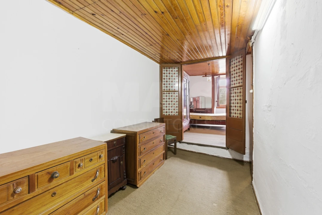 Moradia T1 para Venda em São João Baptista e Santa Maria dos Olivais Foto 11