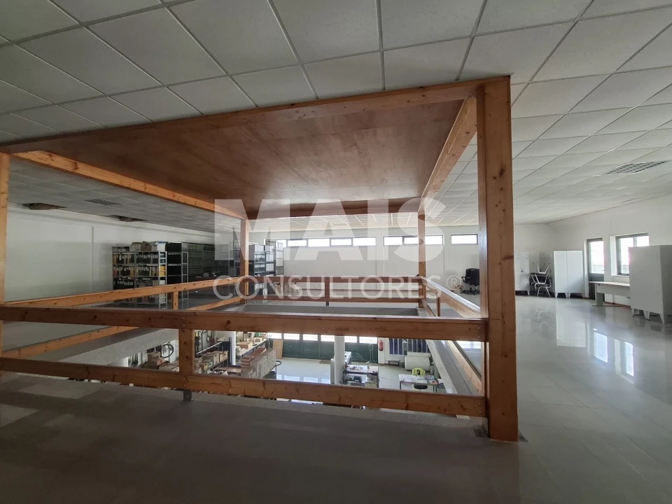 Prédio para Venda em Alto do Seixalinho, Santo André e Verderena Foto 5