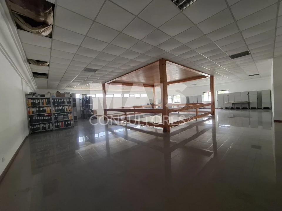 Prédio para Venda em Alto do Seixalinho, Santo André e Verderena Foto 7