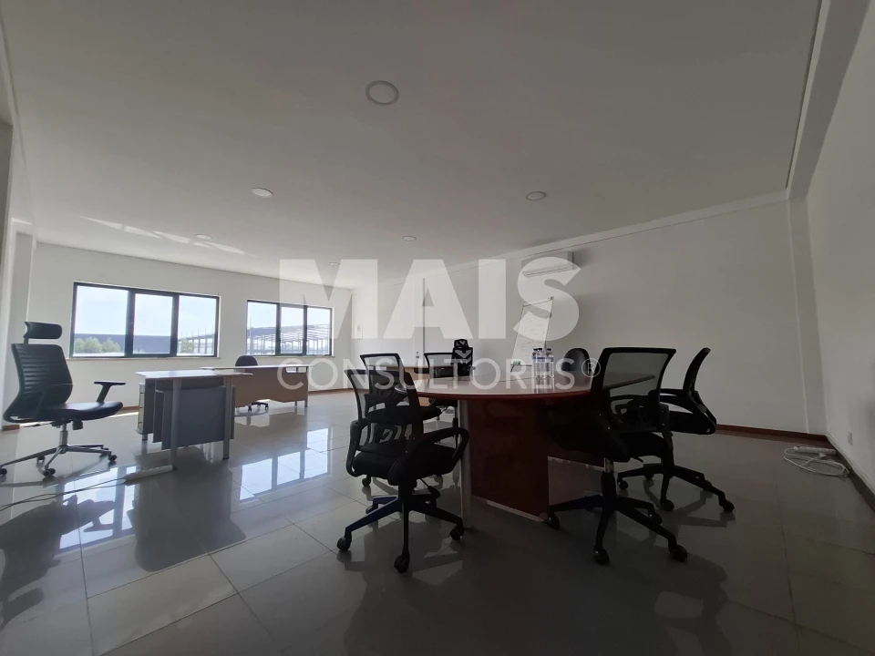 Prédio para Venda em Alto do Seixalinho, Santo André e Verderena Foto 2