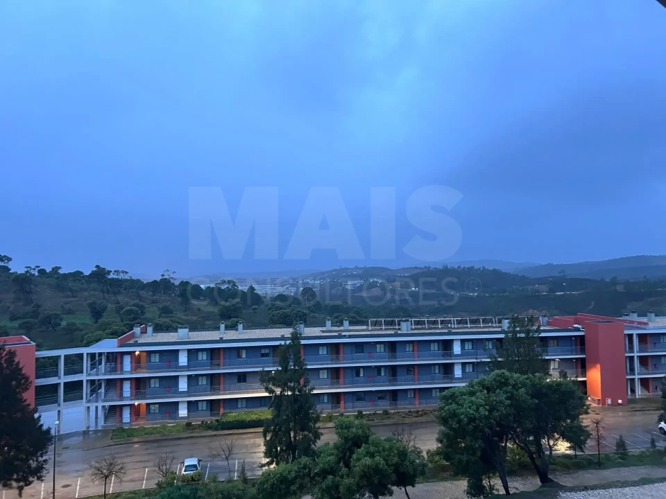 Apartamento T1 para Venda em Mexilhoeira Grande Foto 1