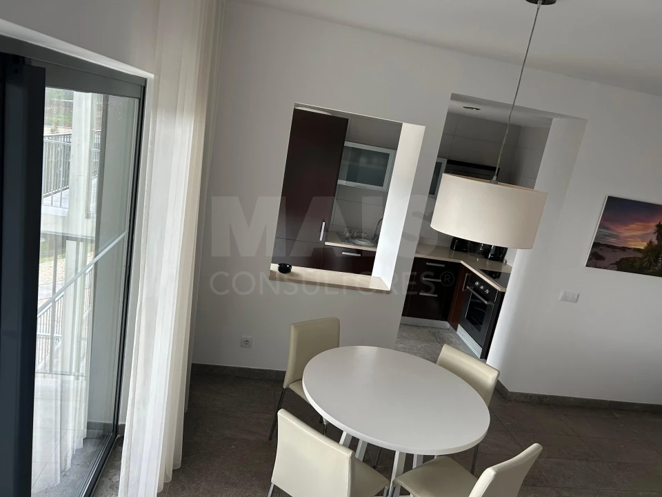 Apartamento T1 para Venda em Mexilhoeira Grande Foto 3