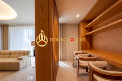 Apartamento T4 para Venda em Santa Marinha e São Pedro da Afurada