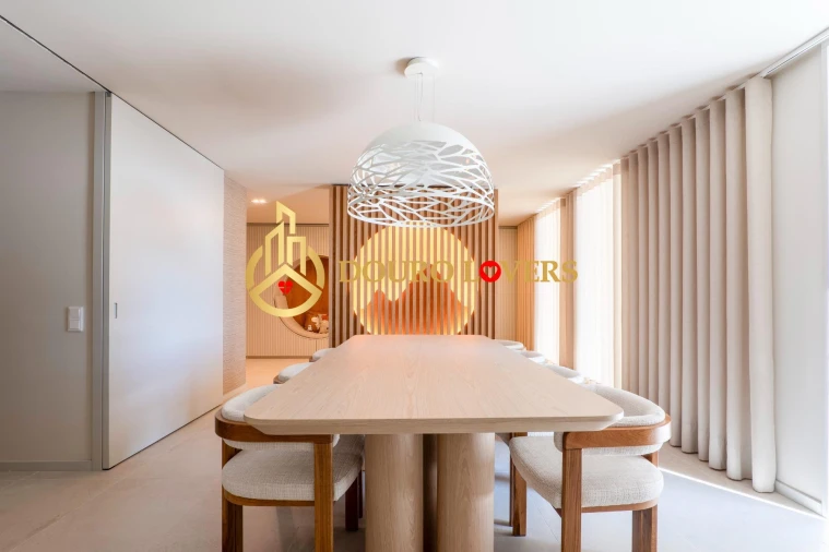 Apartamento T4 para Venda em Santa Marinha e São Pedro da Afurada Foto 11
