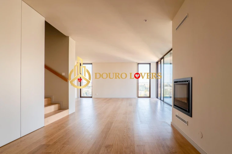 Apartamento T4 para Venda em Santa Marinha e São Pedro da Afurada Foto 11