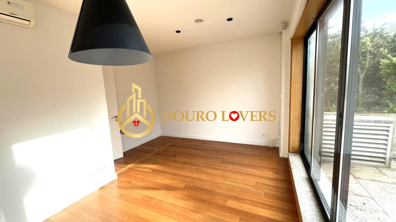 Escritório para Arrendamento em Matosinhos e Leça da Palmeira Foto 17