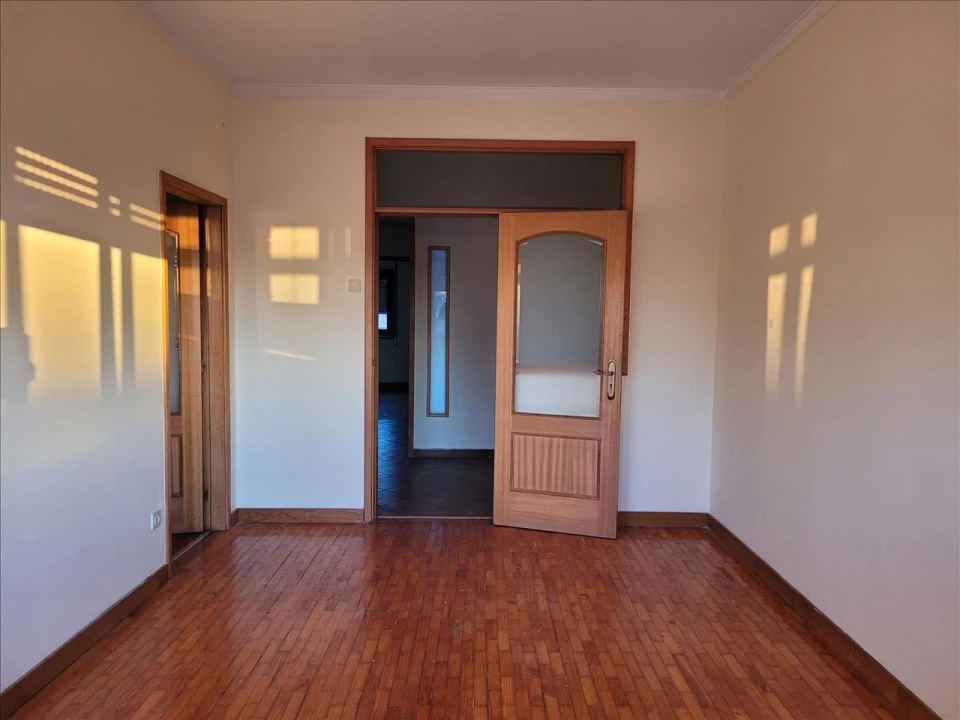 Apartamento T2 para Venda em Cedofeita, Santo Ildefonso, Sé, Miragaia, São Nicolau e Vitória Foto 4