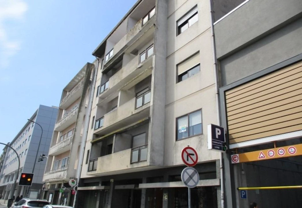 Apartamento T2 para Venda em Cedofeita, Santo Ildefonso, Sé, Miragaia, São Nicolau e Vitória Foto 1