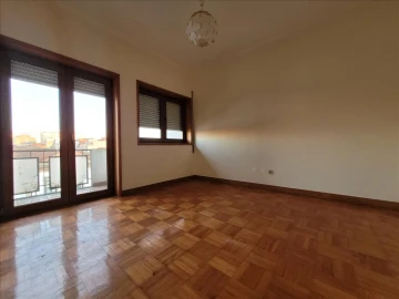 Apartamento T2 para Venda em Cedofeita, Santo Ildefonso, Sé, Miragaia, São Nicolau e Vitória