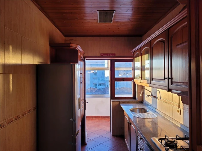 Apartamento T2 para Venda em Cedofeita, Santo Ildefonso, Sé, Miragaia, São Nicolau e Vitória Foto 4