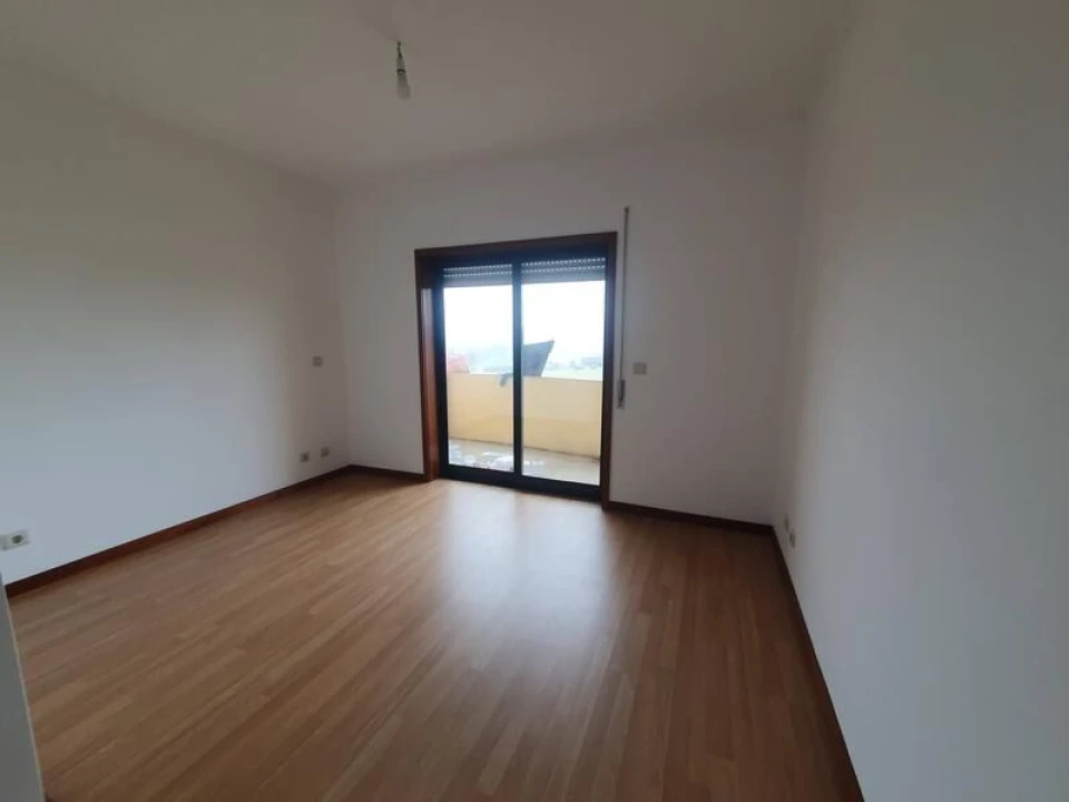 Apartamento T3 para Venda em Paço de Sousa Foto 13