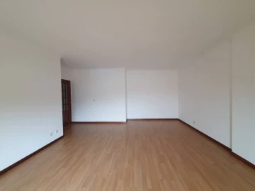 Apartamento T3 para Venda em Paço de Sousa