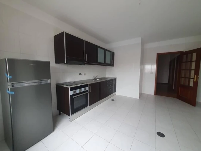 Apartamento T3 para Venda em Paço de Sousa Foto 12