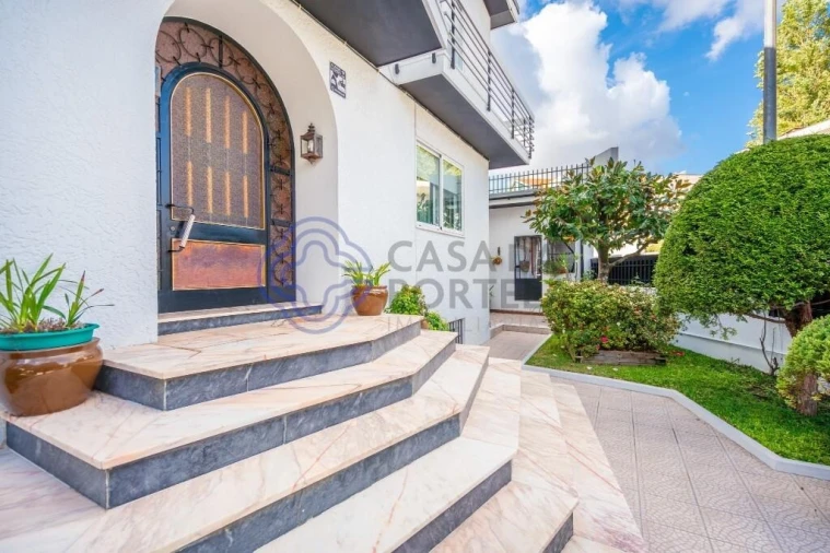 Moradia T6 para Venda em Gondomar (São Cosme), Valbom e Jovim Foto 34