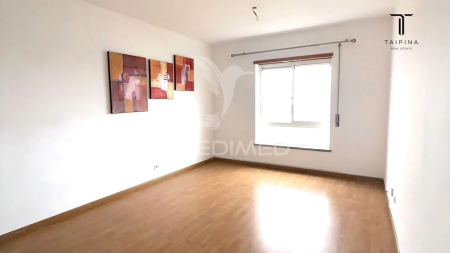 Apartamento T1 para Venda em Caparica e Trafaria Foto 4