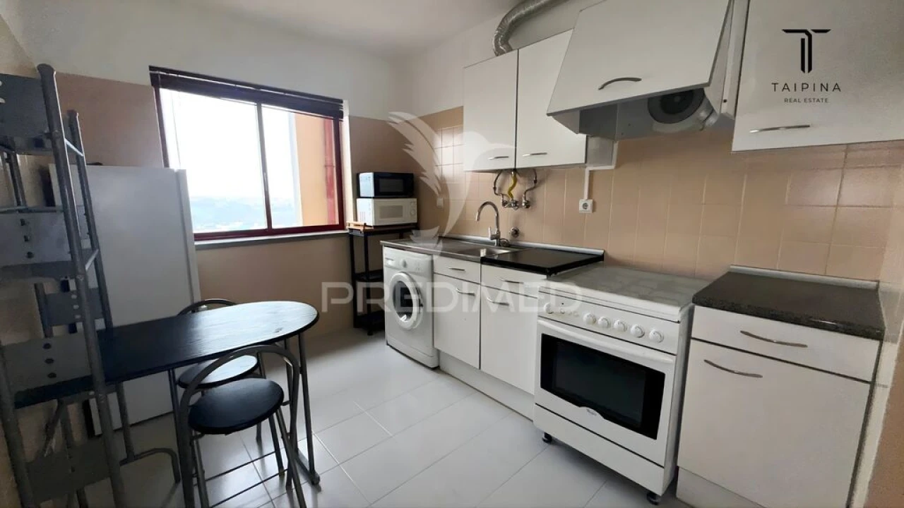 Apartamento T1 para Venda em Caparica e Trafaria Foto 10