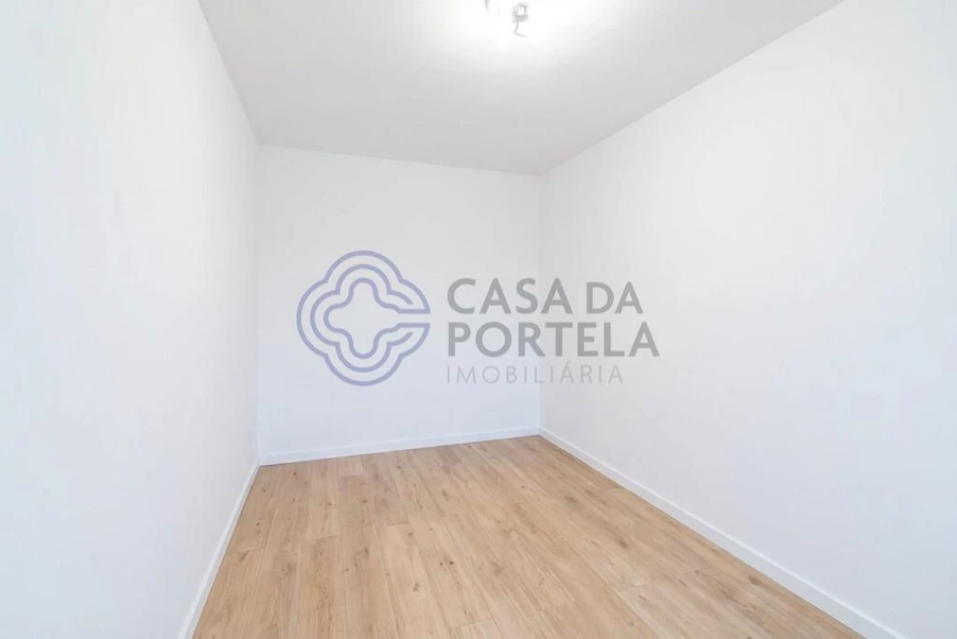 Moradia T2 para Venda em Cabaços Foto 25