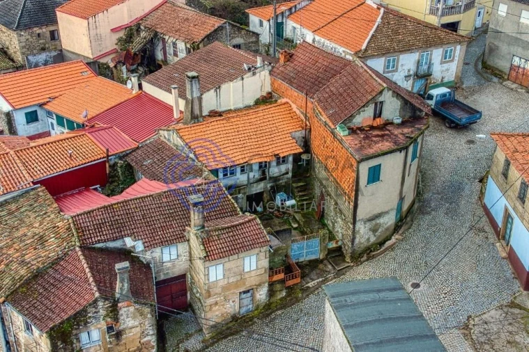 Moradia T2 para Venda em Cabaços Foto 6