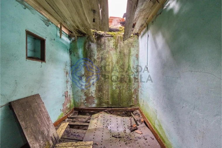 Moradia T2 para Venda em Cabaços Foto 26