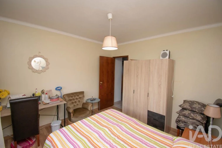 Apartamento T3 para Venda em Leiria, Pousos, Barreira e Cortes Foto 16