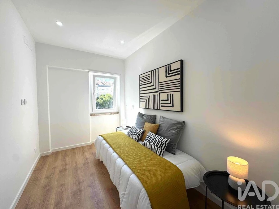 Apartamento T3 para Venda em Benfica Foto 24