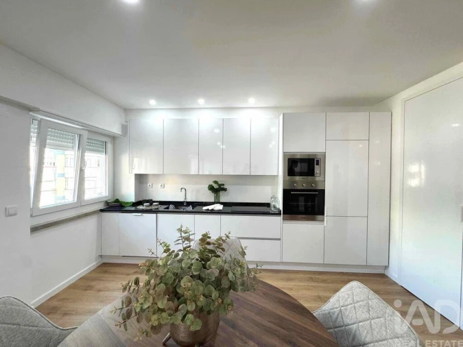 Apartamento T3 para Venda em Benfica Foto 8