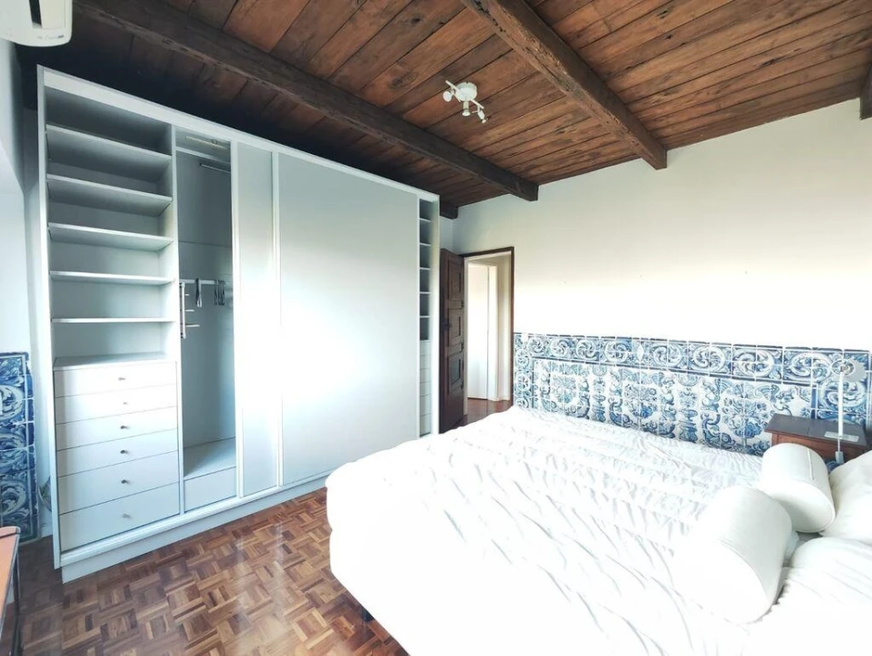 Apartamento T4 para Arrendamento em Avenidas Novas Foto 11