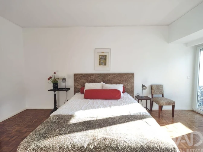 Apartamento T4 para Arrendamento em Avenidas Novas Foto 23