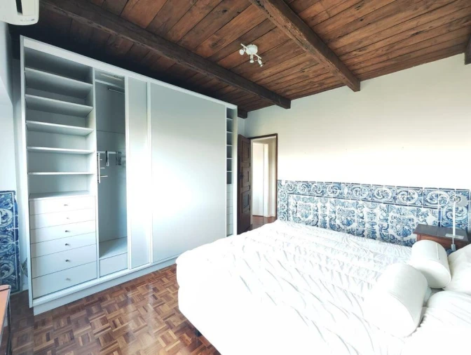 Apartamento T4 para Arrendamento em Avenidas Novas Foto 11