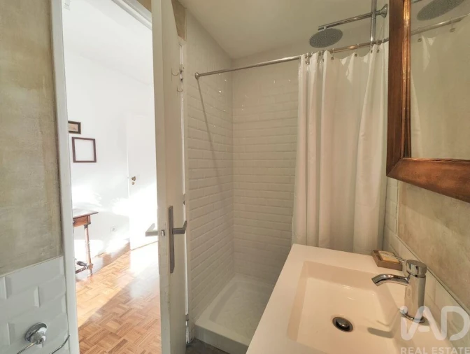 Apartamento T4 para Arrendamento em Avenidas Novas Foto 20