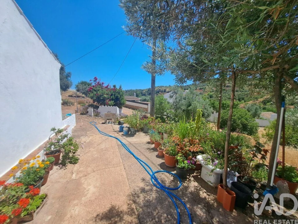 Moradia T2 para Venda em Santa Catarina da Fonte do Bispo Foto 12