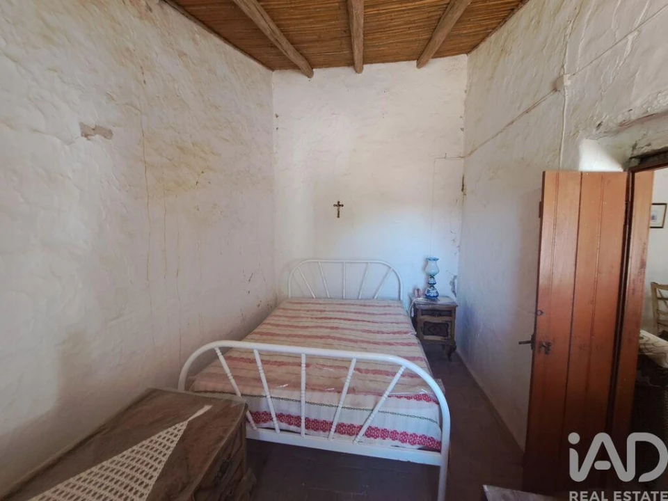 Moradia T2 para Venda em Santa Catarina da Fonte do Bispo Foto 15