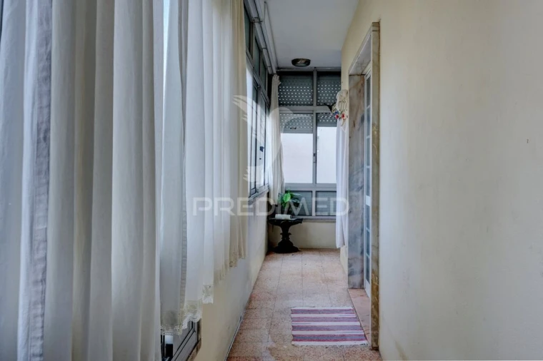 Apartamento T2 para Venda em Alfragide Foto 16